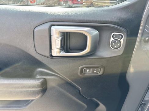 Used 2020 Jeep Wrangler Unlimited Sport image 44