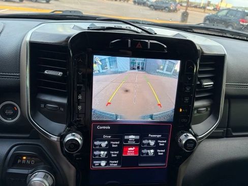 Used 2020 RAM 1500 Laramie RWD image 14