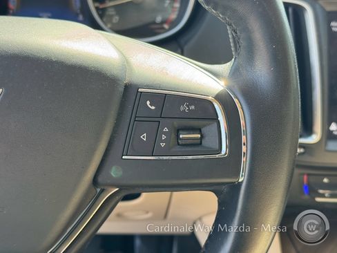 Used 2019 Maserati Levante GranLusso AWD/4WD image 21