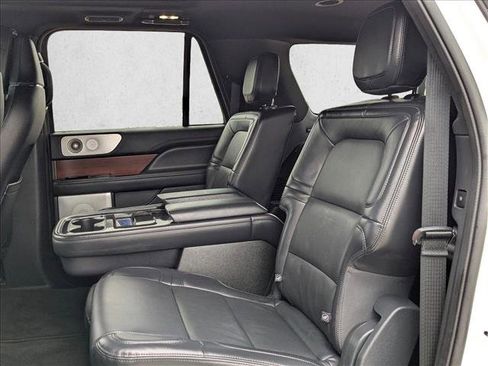 Used 2024 Lincoln Navigator L Reserve image 25