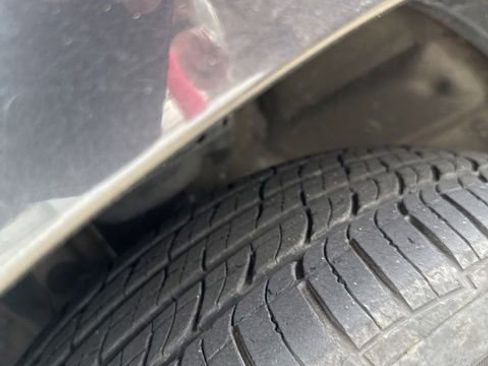 Used 2018 Subaru Forester 2.5i Premium w/ All-Weather Package image 17