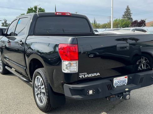 Used 2012 Toyota Tundra 2WD CrewMax w/ Tow Pkg image 6