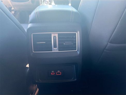 Used 2023 Nissan Maxima SR w/ Sport Mat Group image 27