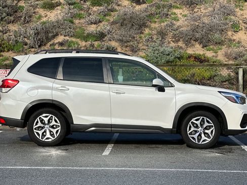 Used 2020 Subaru Forester Premium w/ Popular Package #1 image 6