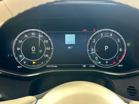 Used 2026 Jaguar F-PACE R-Dynamic S AWD/4WD image 16