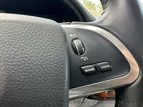 Used 2015 Jaguar XF Premium image 18