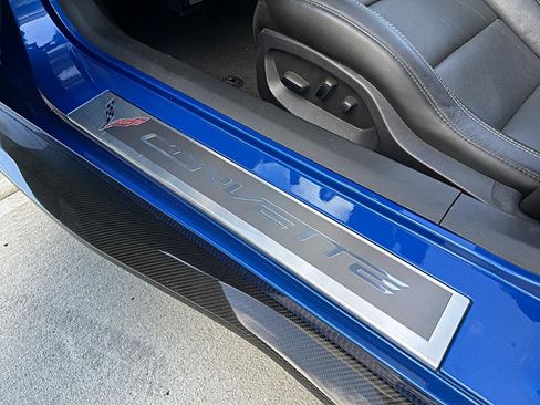 Used 2015 Chevrolet Corvette Z06 w/ 3LZ Preferred Equipment Group image 26