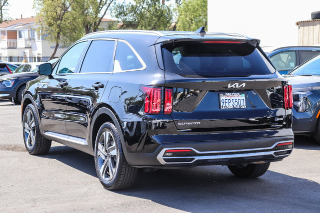 Certified 2023 Kia Sorento SX Prestige AWD/4WD image 7