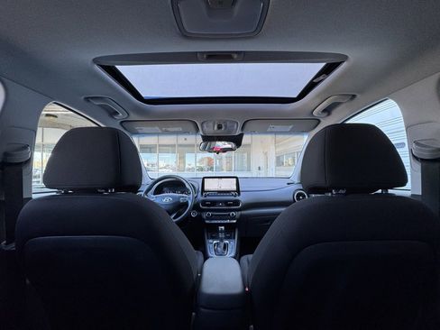 Used 2023 Hyundai Kona SEL w/ Convenience Package image 16