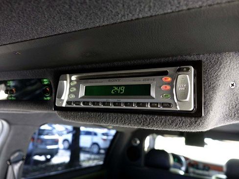 Used 2001 Cadillac De Ville Limousine FWD image 25