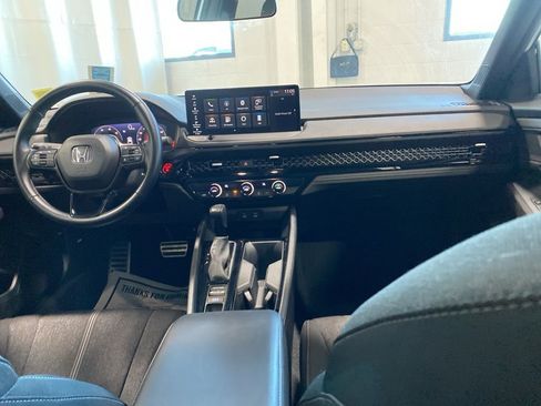 Used 2023 Honda Accord Sport image 15