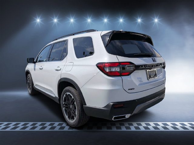 New 2026 Honda Pilot Touring image 5