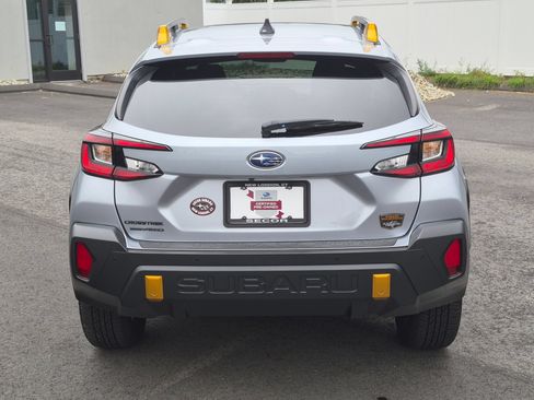Used 2025 Subaru Crosstrek 2.5i Wilderness AWD/4WD image 7
