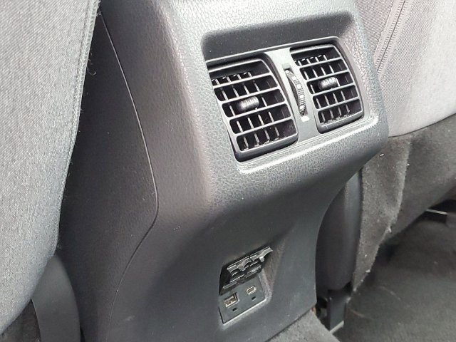 Used 2025 Toyota Camry LE FWD image 26