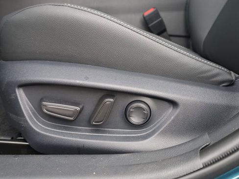 Used 2026 Toyota Camry SE image 21