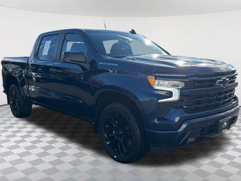 Used 2022 Chevrolet Silverado 1500 RST image 3