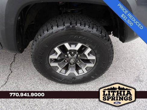 Used 2020 Toyota Tacoma TRD Off-Road image 9