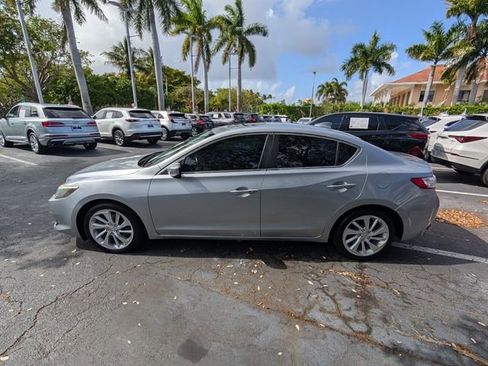 Used 2017 Acura ILX FWD image 8