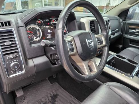 Used 2015 RAM 1500 Laramie w/ Convenience Group AWD/4WD image 17