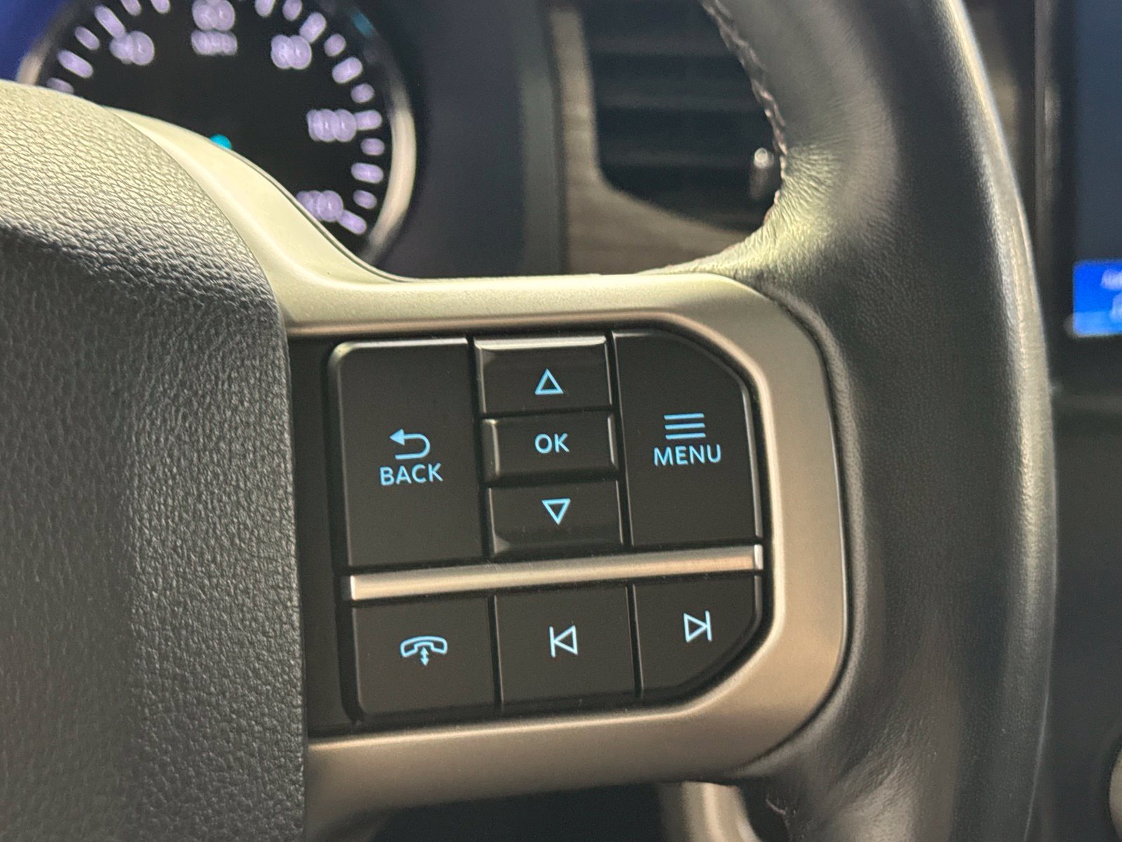 Used 2024 Ford Expedition Max Limited AWD/4WD image 24