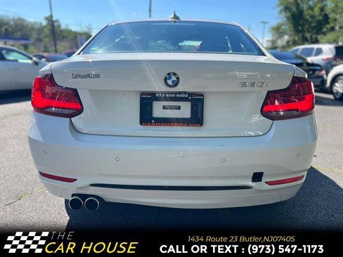 Used 2019 BMW 230i Coupe w/ Premium Package image 10