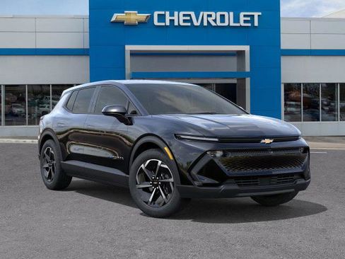 New 2026 Chevrolet Equinox EV LT image 36