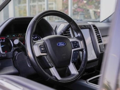Used 2018 Ford F250 Platinum w/ Platinum Ultimate Package AWD/4WD image 29