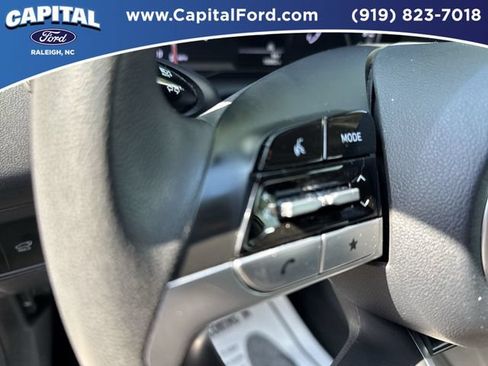 Used 2023 Hyundai Tucson SEL AWD/4WD image 22