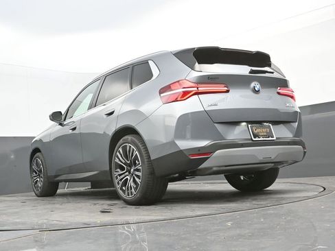 Used 2025 BMW X3 xDrive30i w/ Premium Package image 43