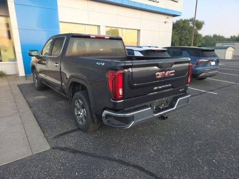 Used 2025 GMC Sierra 1500 SLT AWD/4WD image 6