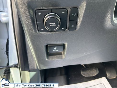 Used 2025 Ford Expedition Max Platinum w/ Driver's Package image 29