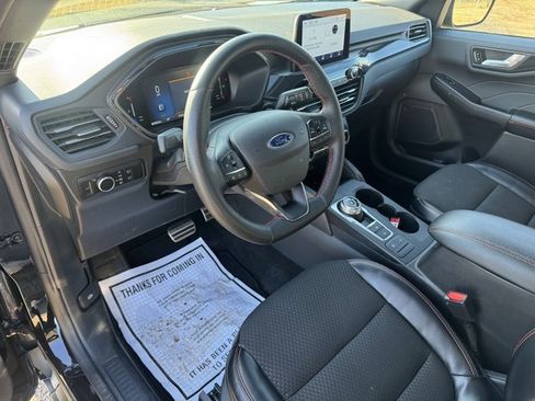 Used 2024 Ford Escape ST-Line image 14