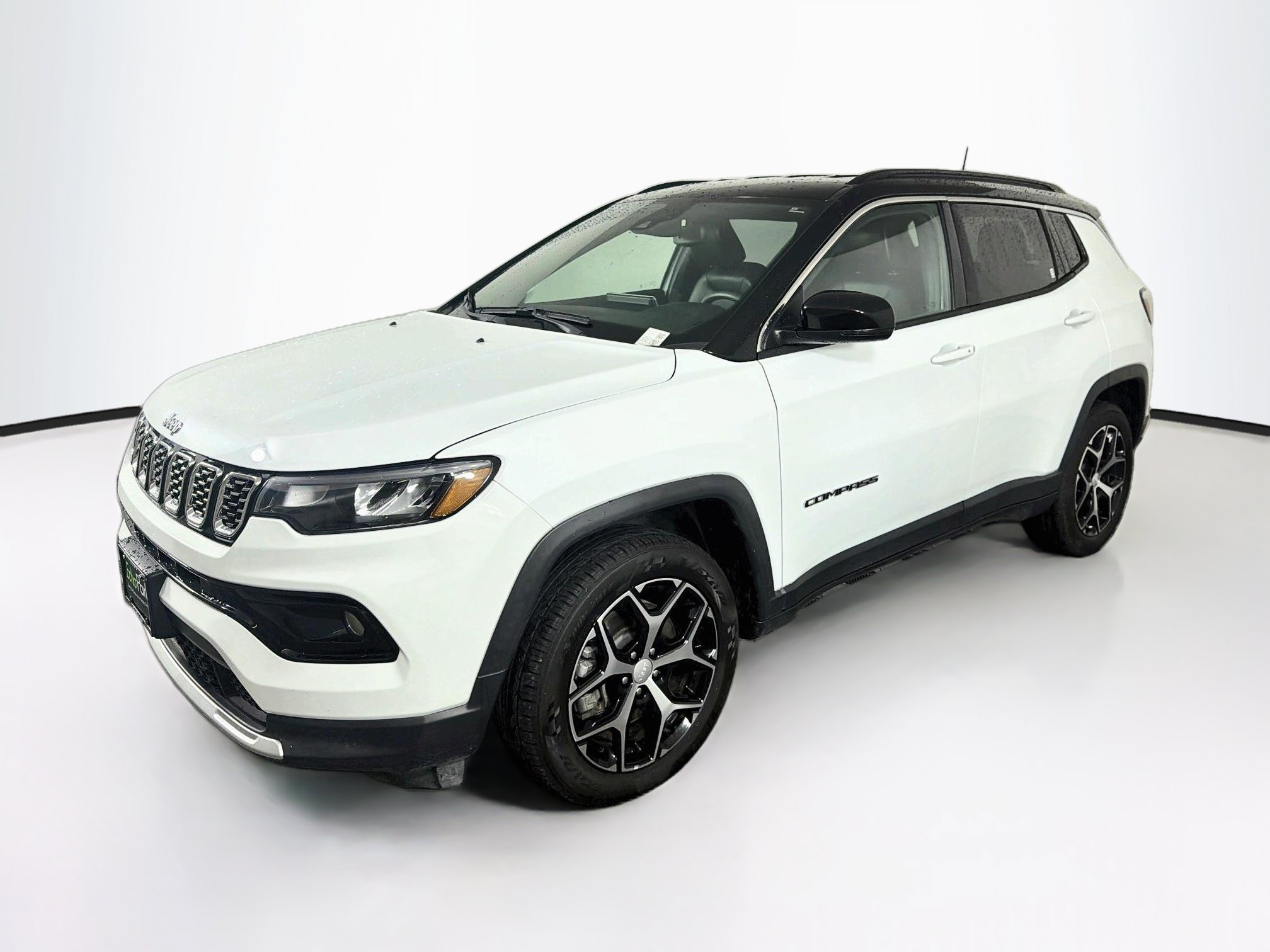 Used 2024 Jeep Compass Limited AWD/4WD image 3