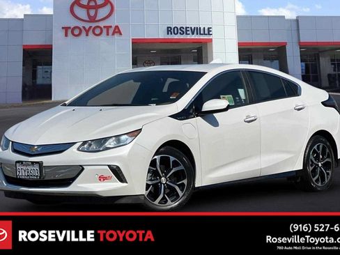Used 2017 Chevrolet Volt Premier w/ Driver Confidence II Package FWD image 1