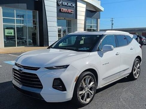 Used 2019 Chevrolet Blazer Premier w/ Sun and Wheels Package AWD/4WD image 1