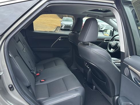 Certified 2022 Lexus RX 350 FWD w/ Premium Package image 11