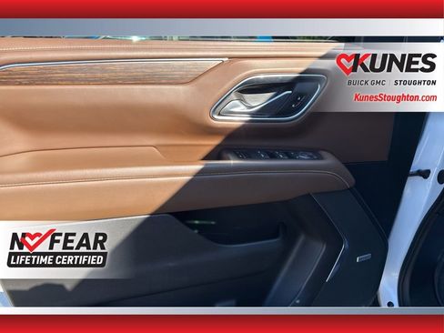 Used 2024 Chevrolet Suburban High Country image 20