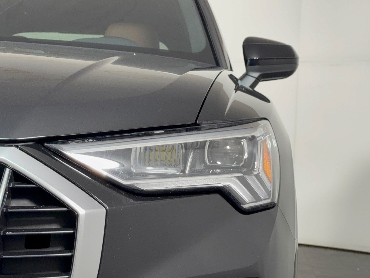 Used 2024 Audi Q3 2.0T Premium Plus AWD/4WD image 12