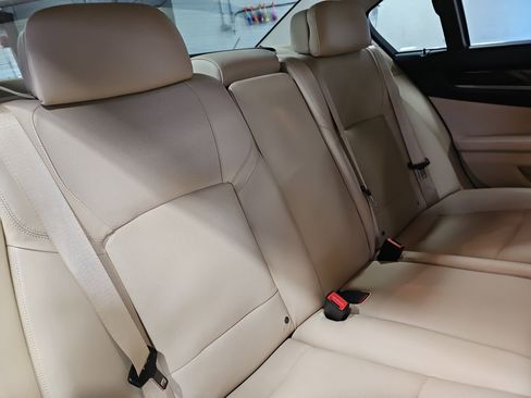 Used 2013 BMW 750Li image 12