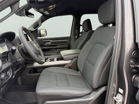 Used 2025 RAM 1500 Big Horn w/ Night Edition AWD/4WD image 15