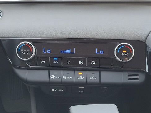 New 2025 Hyundai Elantra Blue image 15