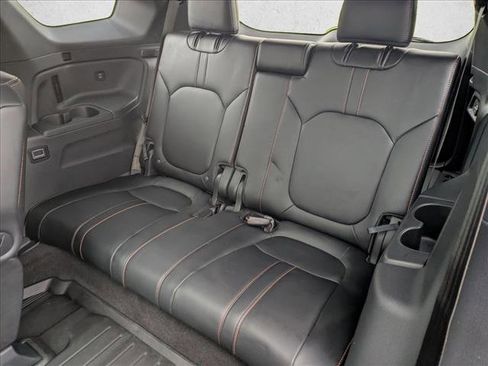 Certified 2025 Honda Pilot TrailSport image 21