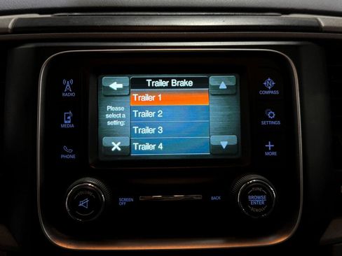 Used 2018 RAM 2500 Tradesman w/ Chrome Appearance Group image 25