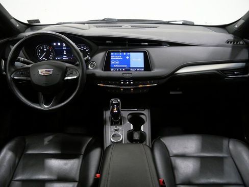 Used 2022 Cadillac XT4 Premium Luxury w/ Technology Package image 11