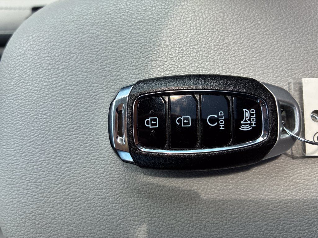 Used 2023 Hyundai Kona SEL w/ Convenience Package AWD/4WD image 31