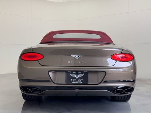 Used 2024 Bentley Continental GT image 52