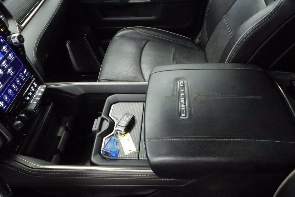 Used 2019 RAM 3500 Limited AWD/4WD image 29