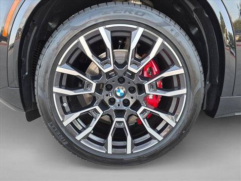 Used 2026 BMW X5 xDrive40i w/ M Sport Package AWD/4WD image 10