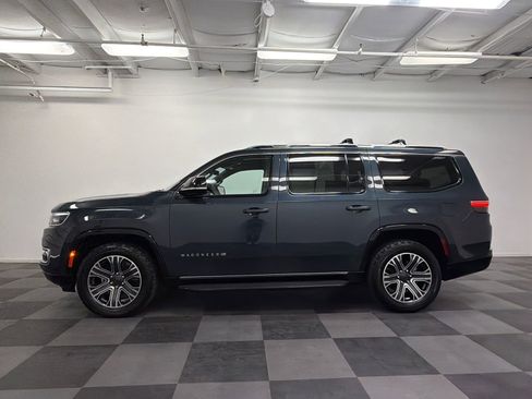 Used 2023 Jeep Wagoneer 4WD w/ Premium Group I image 4