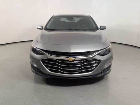 Used 2023 Chevrolet Malibu LT FWD image 2